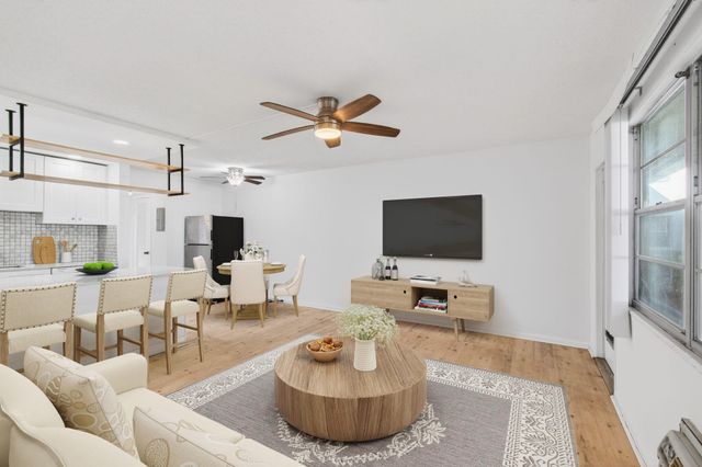 247 Ventnor R, Deerfield Beach, FL 33442