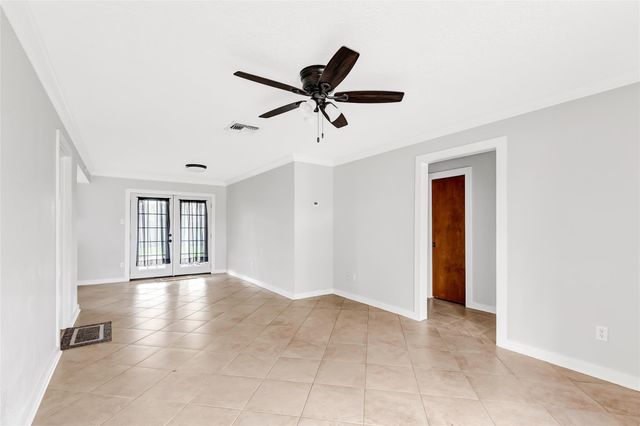 2634 Newman Street, Liberty, TX 77575