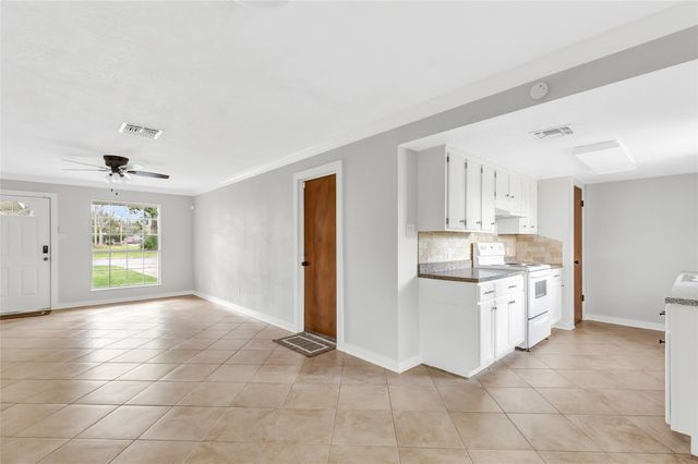 2634 Newman Street, Liberty, TX 77575