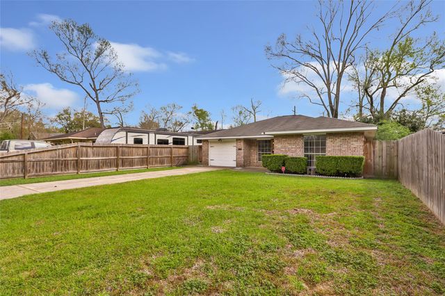 2634 Newman Street, Liberty, TX 77575