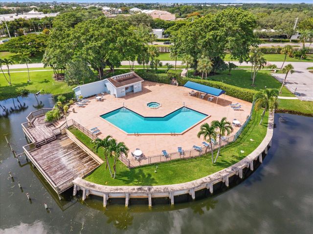 1310 NW 22ND Avenue, Delray Beach, FL 33445