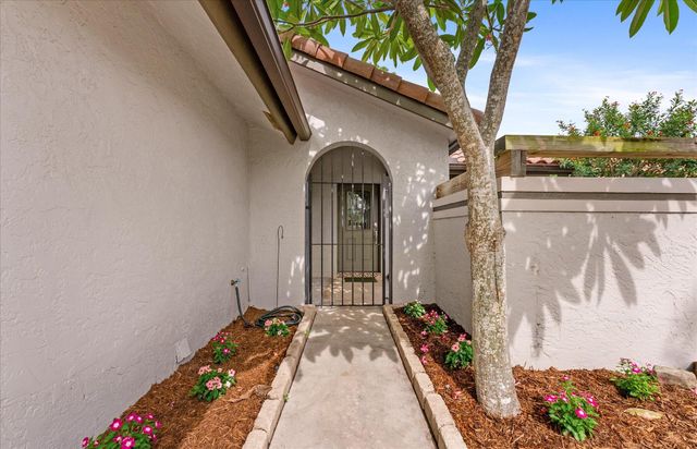 1310 NW 22ND Avenue, Delray Beach, FL 33445