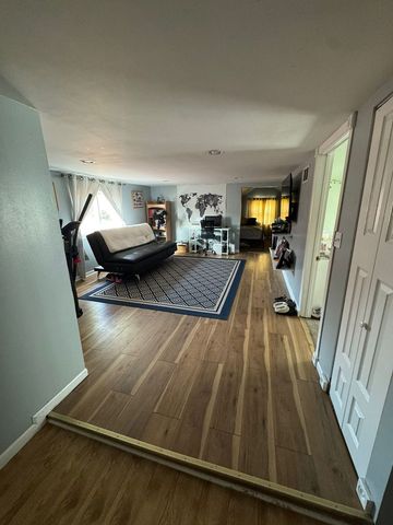 1720 N MAJOR Avenue, Chicago, IL 60639