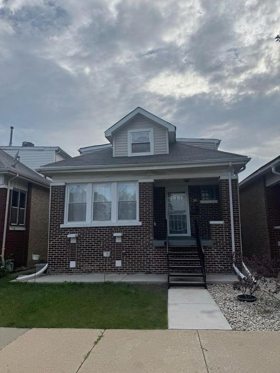 1720 N MAJOR Avenue, Chicago, IL 60639