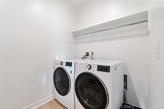 26958 Sandbar Willow Pl 205, Valencia, CA 91381