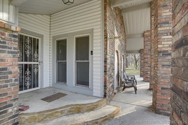 868 W Commercial Street, Broken Arrow, OK 74012