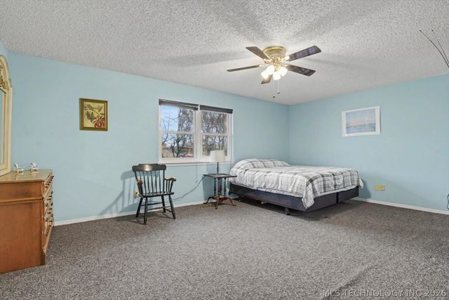 868 W Commercial Street, Broken Arrow, OK 74012