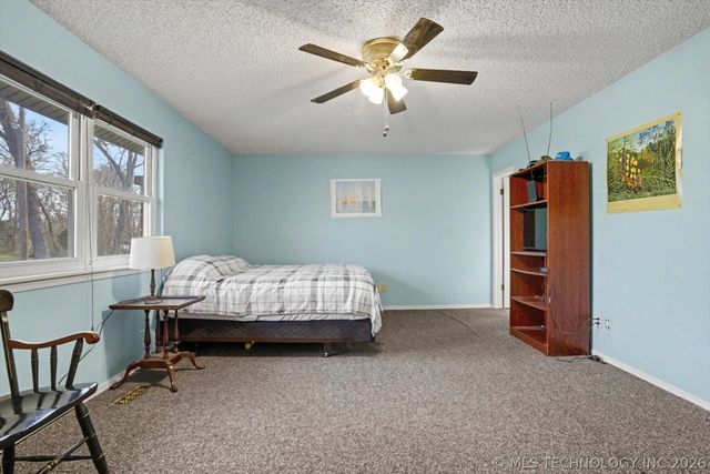 868 W Commercial Street, Broken Arrow, OK 74012