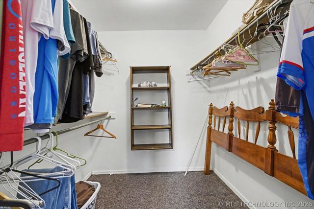 868 W Commercial Street, Broken Arrow, OK 74012