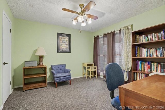 868 W Commercial Street, Broken Arrow, OK 74012