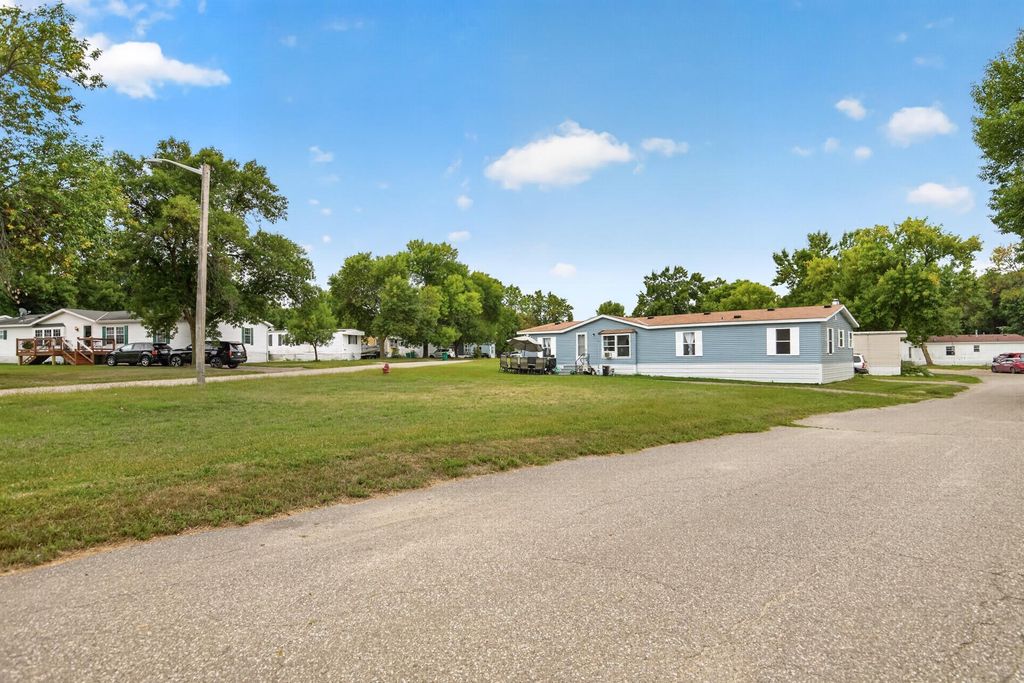 400 Center Avenue S 80, Montrose, MN 55363 — photo 3