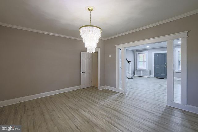 2117 PARK AVE, Baltimore, MD 21217