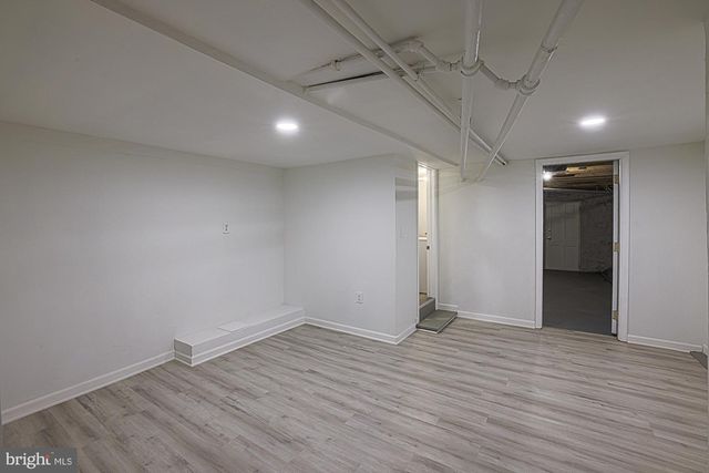 2117 PARK AVE, Baltimore, MD 21217