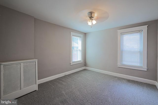 2117 PARK AVE, Baltimore, MD 21217