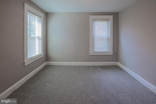 2117 PARK AVE, Baltimore, MD 21217