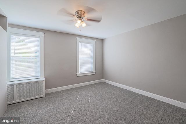 2117 PARK AVE, Baltimore, MD 21217
