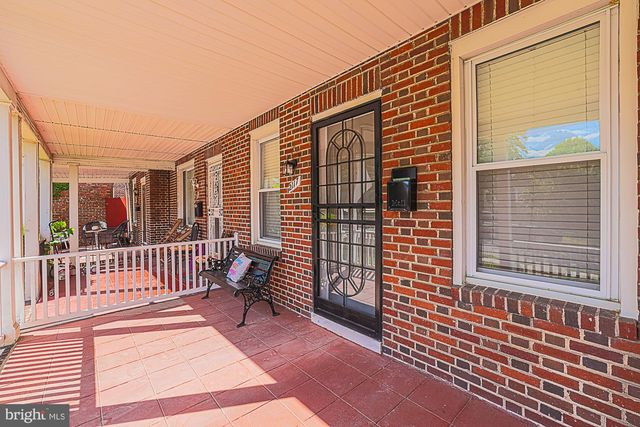 2117 PARK AVE, Baltimore, MD 21217