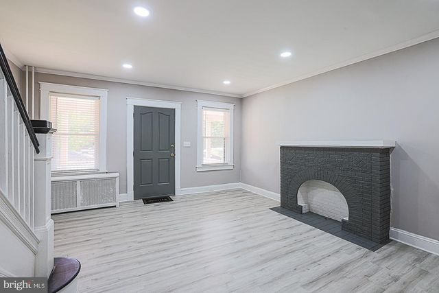 2117 PARK AVE, Baltimore, MD 21217