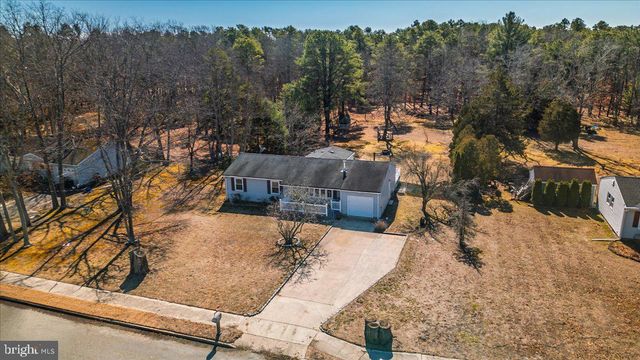 629 W COMMODORE BLVD W, Jackson, NJ 08527