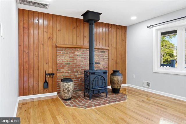 629 W COMMODORE BLVD W, Jackson, NJ 08527