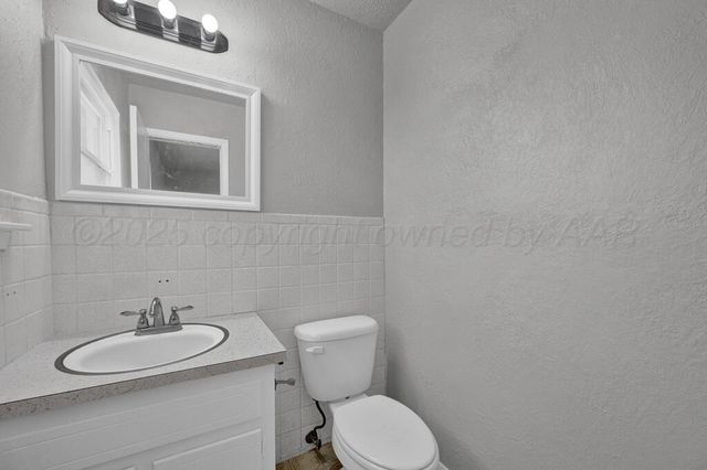 2618 13th Avenue, Canyon, TX 79015