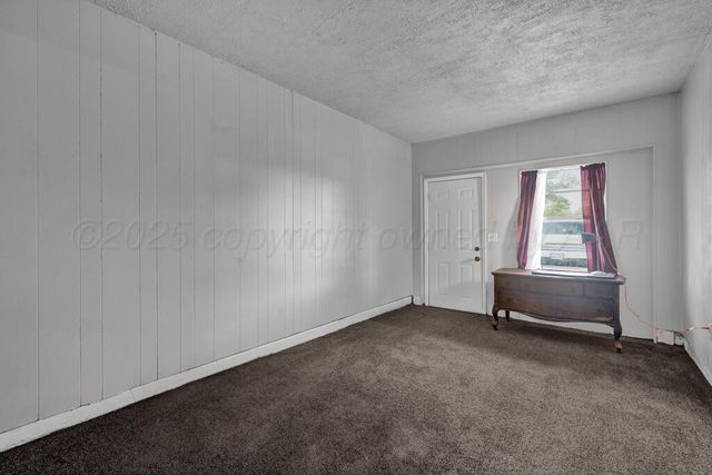 2618 13th Avenue, Canyon, TX 79015