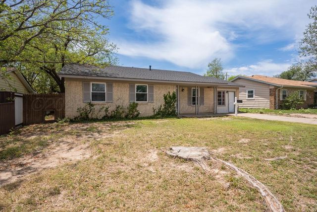 2618 13th Avenue, Canyon, TX 79015