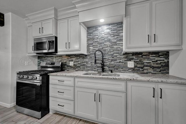 2618 13th Avenue, Canyon, TX 79015