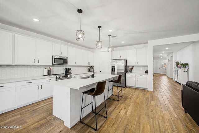 15762 W CHERYL Drive, Waddell, AZ 85355