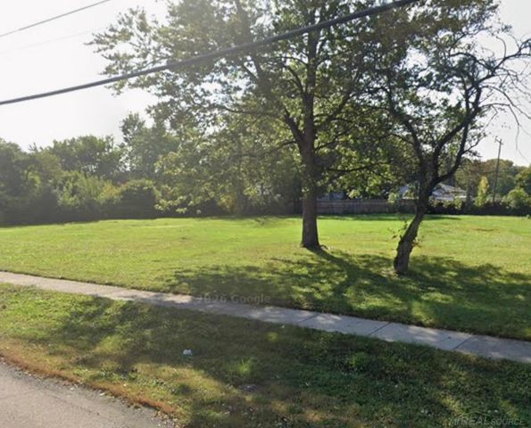 11878 Stephens Rd Road, Warren, MI 48089