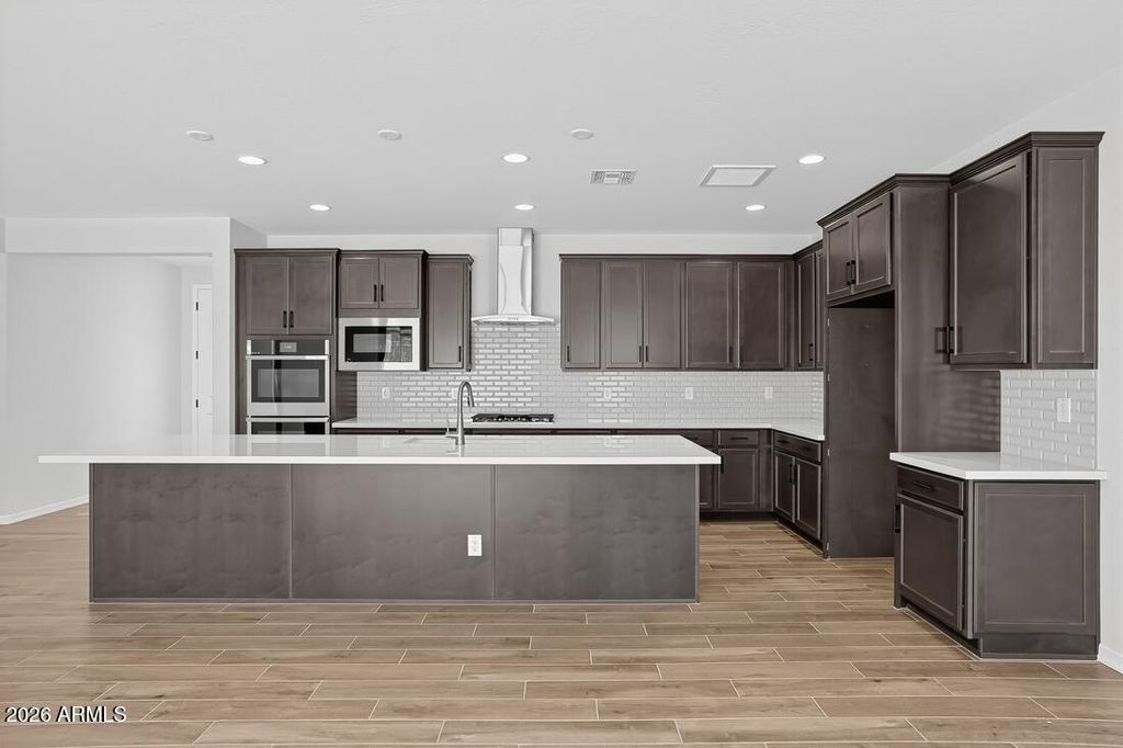25084 N 170TH Lane, Surprise, AZ 85387 — photo 2