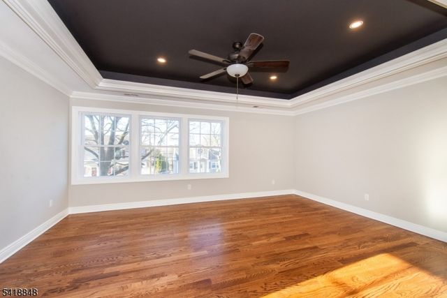 44 4Th Ave, Roseland Boro, NJ 07068