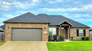 2303 Elisabeth Street, Siloam Springs, AR 72761