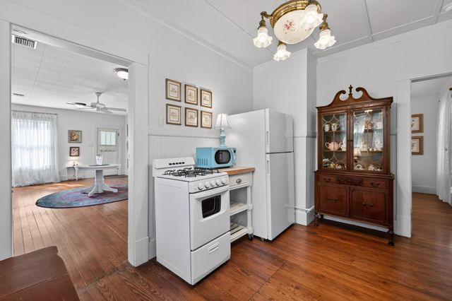 4110 Marathon BLVD, Austin, TX 78756