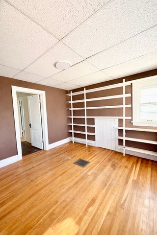 1300 46th Street, Des Moines, IA 50311