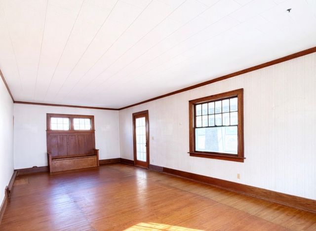 1300 46th Street, Des Moines, IA 50311