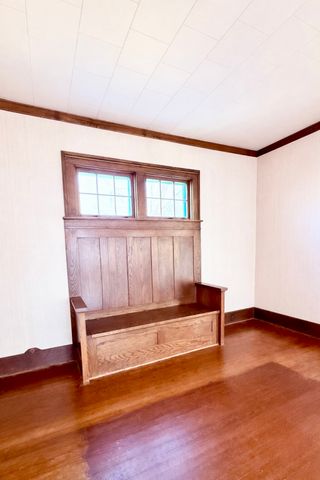 1300 46th Street, Des Moines, IA 50311