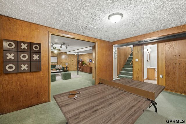 1601 N 60th Street, Omaha, NE 68104