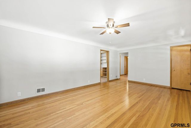 1601 N 60th Street, Omaha, NE 68104