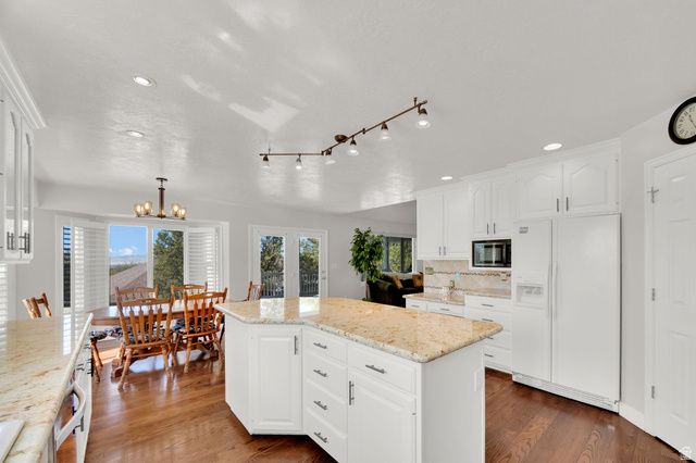736 S DEER VIEW CIR, Fruit Heights, UT 84037