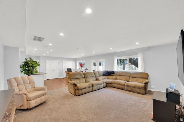736 S DEER VIEW CIR, Fruit Heights, UT 84037