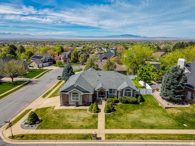 736 S DEER VIEW CIR, Fruit Heights, UT 84037