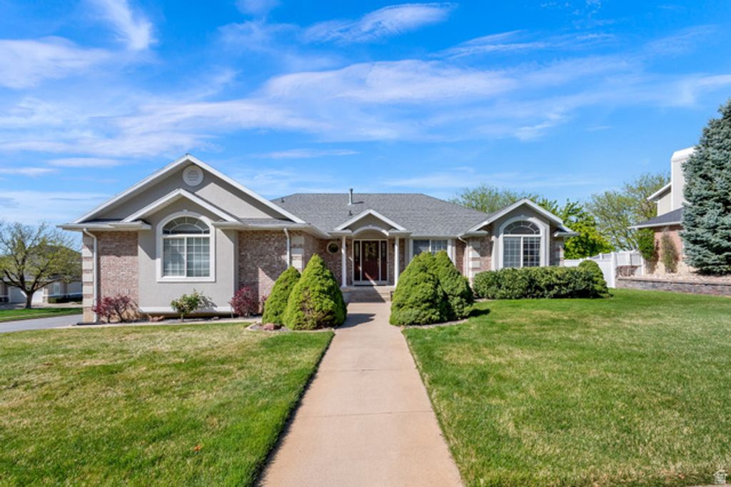 736 S DEER VIEW CIR, Fruit Heights, UT 84037