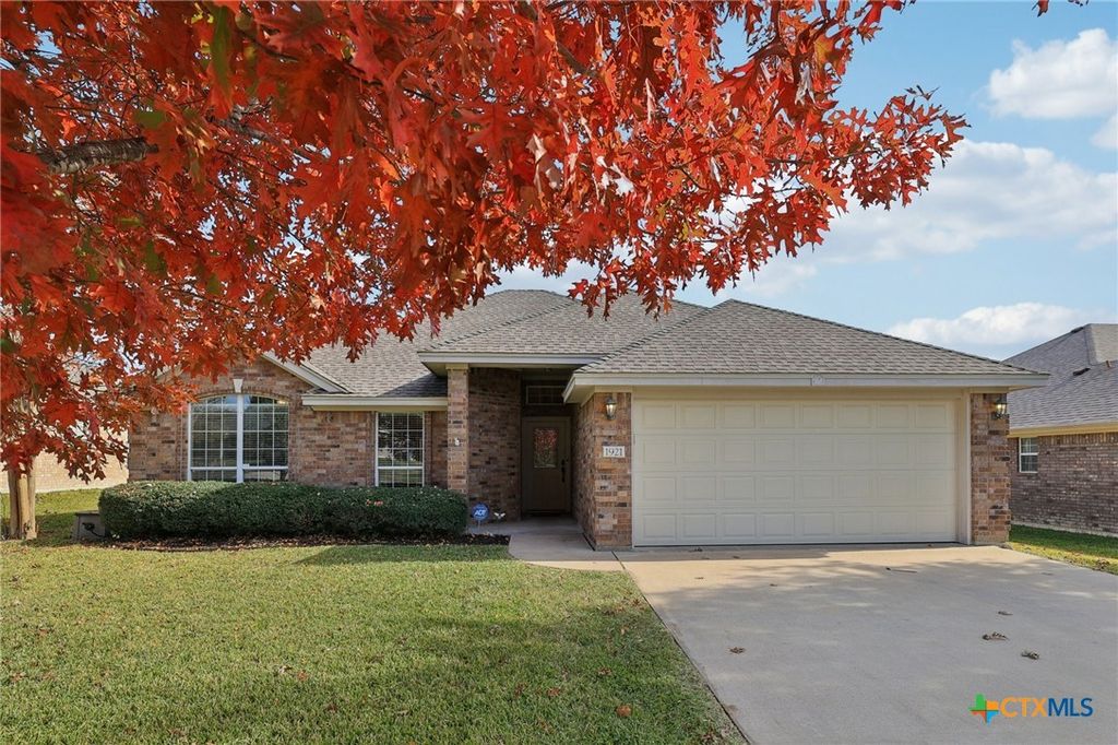 Image 1 of property listing at 1921 Merlin Drive, Harker Heights, TX 76548