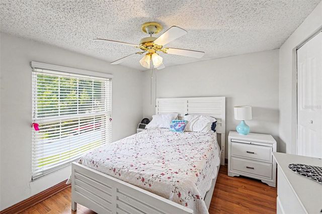 8206 VASSAR CIR, Tampa, FL 33634
