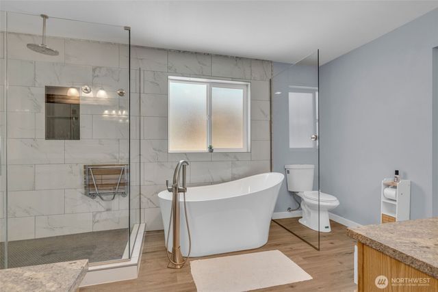 9311 179th E, Puyallup, WA 98375