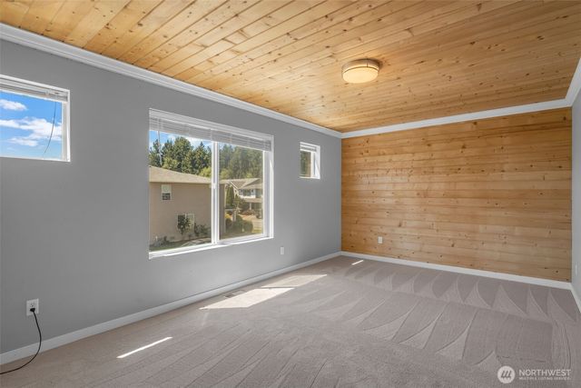 9311 179th E, Puyallup, WA 98375
