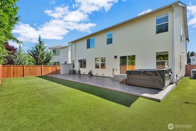 9311 179th E, Puyallup, WA 98375