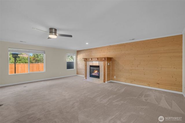9311 179th E, Puyallup, WA 98375