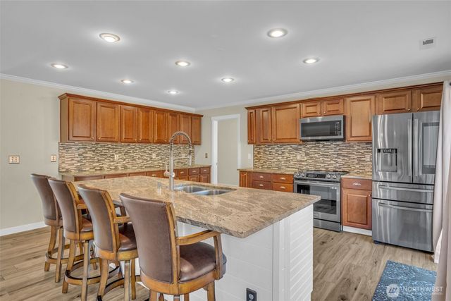 9311 179th E, Puyallup, WA 98375